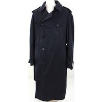 Burberry Size M Navy Blue Trenchcoat