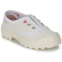 buggy clyde girlss childrens shoes trainers in white