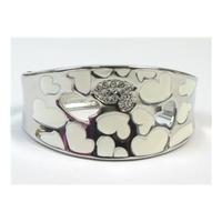 Buckingham silver tone heart cuff bracelet