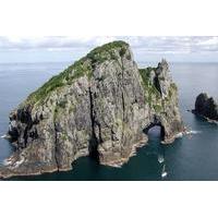 Cape Brett \'Hole in the Rock\' Cruise departs Auckland