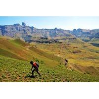 cannibals cave hike from bergville