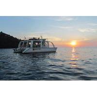 catamaran sailing tour