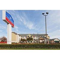 Candlewood Suites Market Center