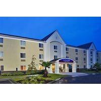 Candlewood Suites Savannah Airport