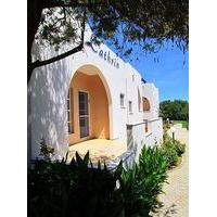 Cathrin Apartments & Studios