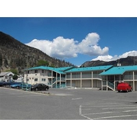 Canadas Best Value Inn-Mile 0