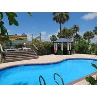 Captain\'s Quarters Inn