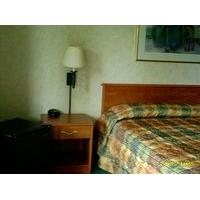 Campton Parkway Inn