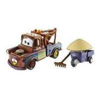 Cars 2 - Mater And Zen Master Pitty /toys