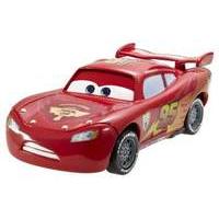 Cars 2- Quick Changers Race Lightning Mcqueen /toys