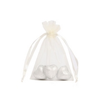 Caramel Hearts with 20 Ivory Bags (1kg)