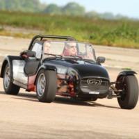 caterham thrill driving experience from 59 heyford park south east
