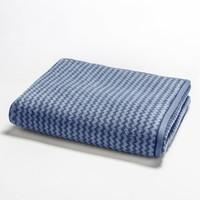 Cabrio Towel with Herringbone Motif