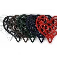 cast in style cast iron heart trivet ivory one size