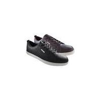 casual shoes colour black size 11 donnay