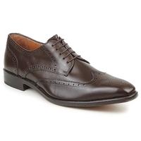 Carlington FRUSSEL men\'s Casual Shoes in brown