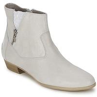 Carma Shoes - women\'s Mid Boots in white