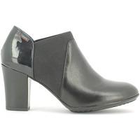 CallagHan 98610 Women women\'s Low Ankle Boots in black