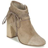 caf noir fitadou womens low ankle boots in brown