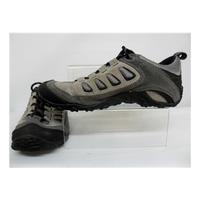 cave hi tec heavy duty trainers cave size 7 grey walking hiking trail