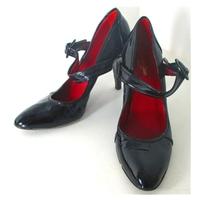 Calvin Klein Size 5 Patent Black Mary Jane Heeled Shoes