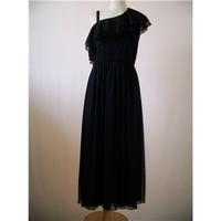 caryn size 14 black full length dress