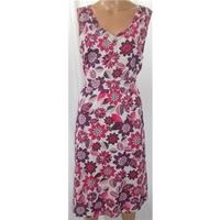 Casual Collection Size 16 Purple and Pink Floral Print Dress