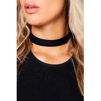 Cally Slinky Choker - black