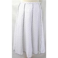 C.C couture - Size: M - White - Calf length skirt