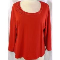 CC Petite Size L Red Shirt CC Petite - Size: L - Red - T-Shirt