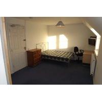 Central Double Bed Room with En-Suite+Own Kitchen