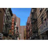 Chinatown and Little Italy Cultural Walking Tour in New York City