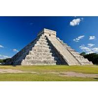 Chichen Itza Private Deluxe Day Trip with Cenote and Valladolid from Cancun