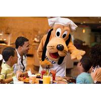 Christmas Day Breakfast or Dinner at Chef Mickey\'s in Walt Disney World® Resort