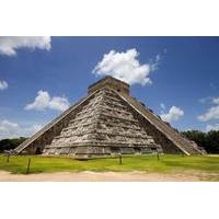 Chichen Itza Early Access Tour from Merida