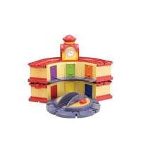 Chuggington Wooden Double Decker Roundhouse with Elevated Turntable