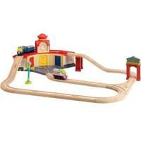 Chuggington Wooden Trainee Roundhouse Set