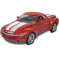 Chevy SSR 1:25 Scale Model Kit