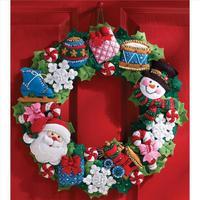 Christmas Toys Wreath Felt Applique Kit 344395