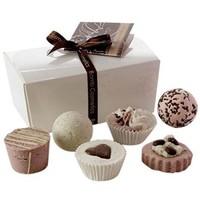 chocolate ballotin bath gift set