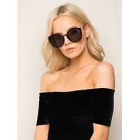 Chi Chi Harriett Sunglasses