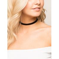 Chi Chi Becky Choker