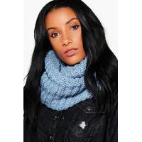 chunky knit snood blue