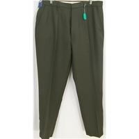 chums waist 38 dark olive green trousers