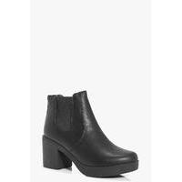 Chunky Sole Chelsea Boot - black