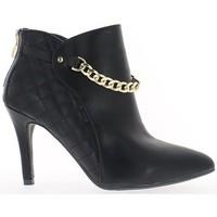 chaussmoi black boots to thin heels of 9cm pointed ends and decorative ...