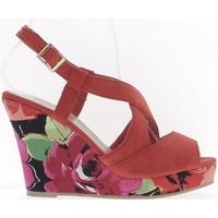 Chaussmoi Red flowered 10.5 cm heel and platform wedge sandals women\'s Sandals in red