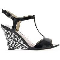 Chaussmoi Black wedge Sandals varnished 9.5 cm heel women\'s Sandals in black