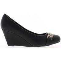 Chaussmoi Offset Golden 6.5 cm decoration chains high heel black women\'s Court Shoes in black