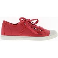 Chaussmoi Black low sneakers 6 loops women\'s Trainers in red
